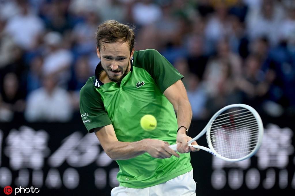 拉沃尔杯绝杀澳网，梅德韦杰夫刷新纪录