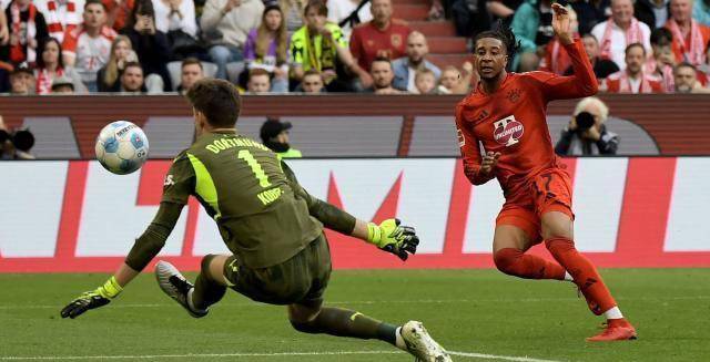 国际米兰轻取荷兰，穆勒扛起全队