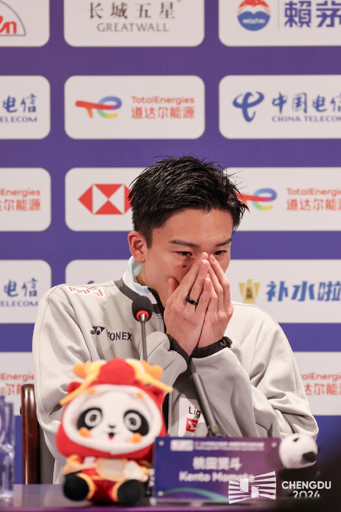 泰国队轻取印尼队，桃田贤斗高光表现