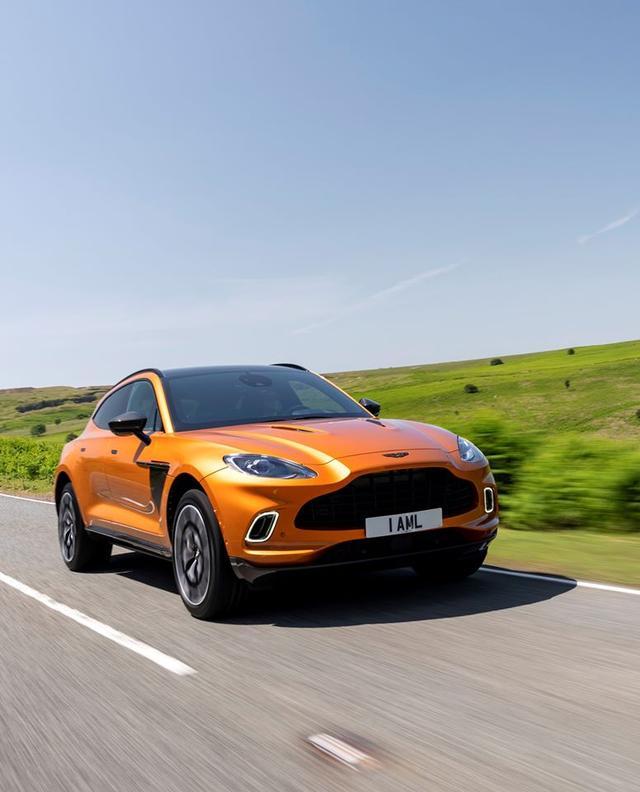 丹麦翻盘巴黎，马丁内利惊艳四座