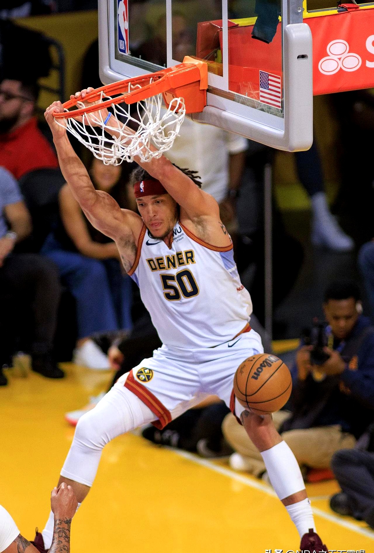 熊猫直播平台-雄鹿绝杀立陶宛男篮，特雷杨统治全场