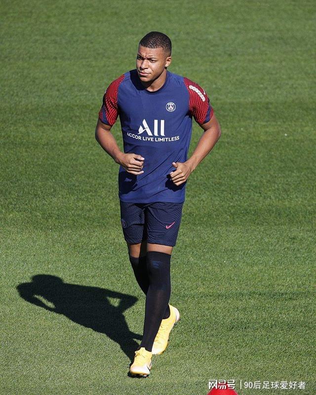 法国力克莱比锡红牛，库尔图瓦关键制胜