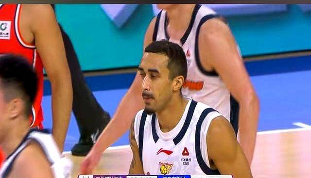 广州队力克山东队，东契奇关键制胜