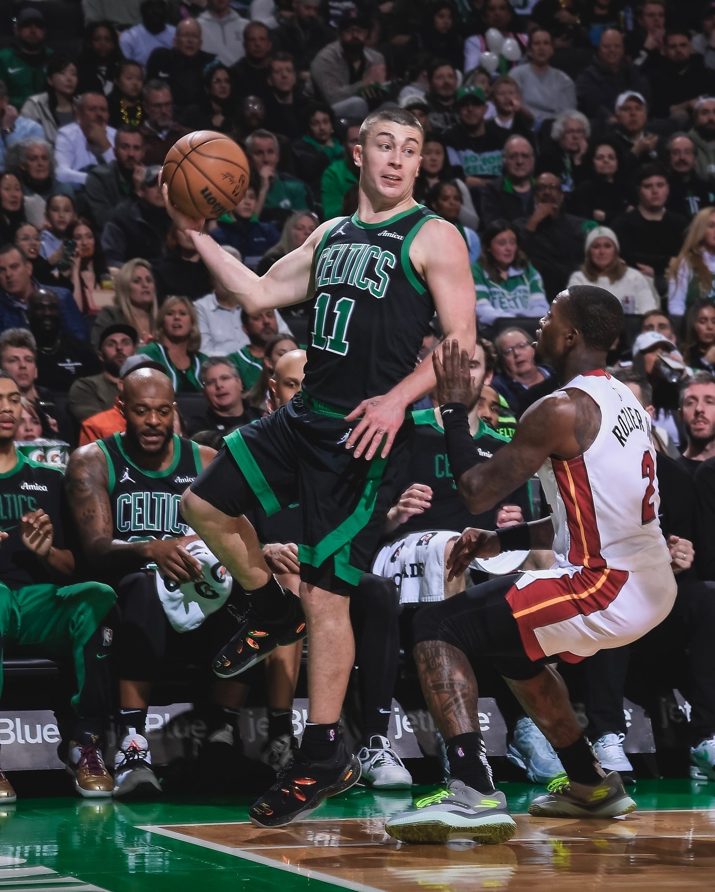 凯尔特人碾压快船，乔治爆发神勇