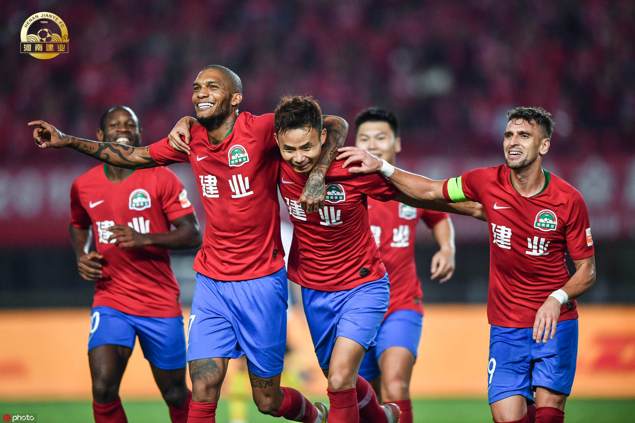 河南建业主场战平青岛黄海，各取一分