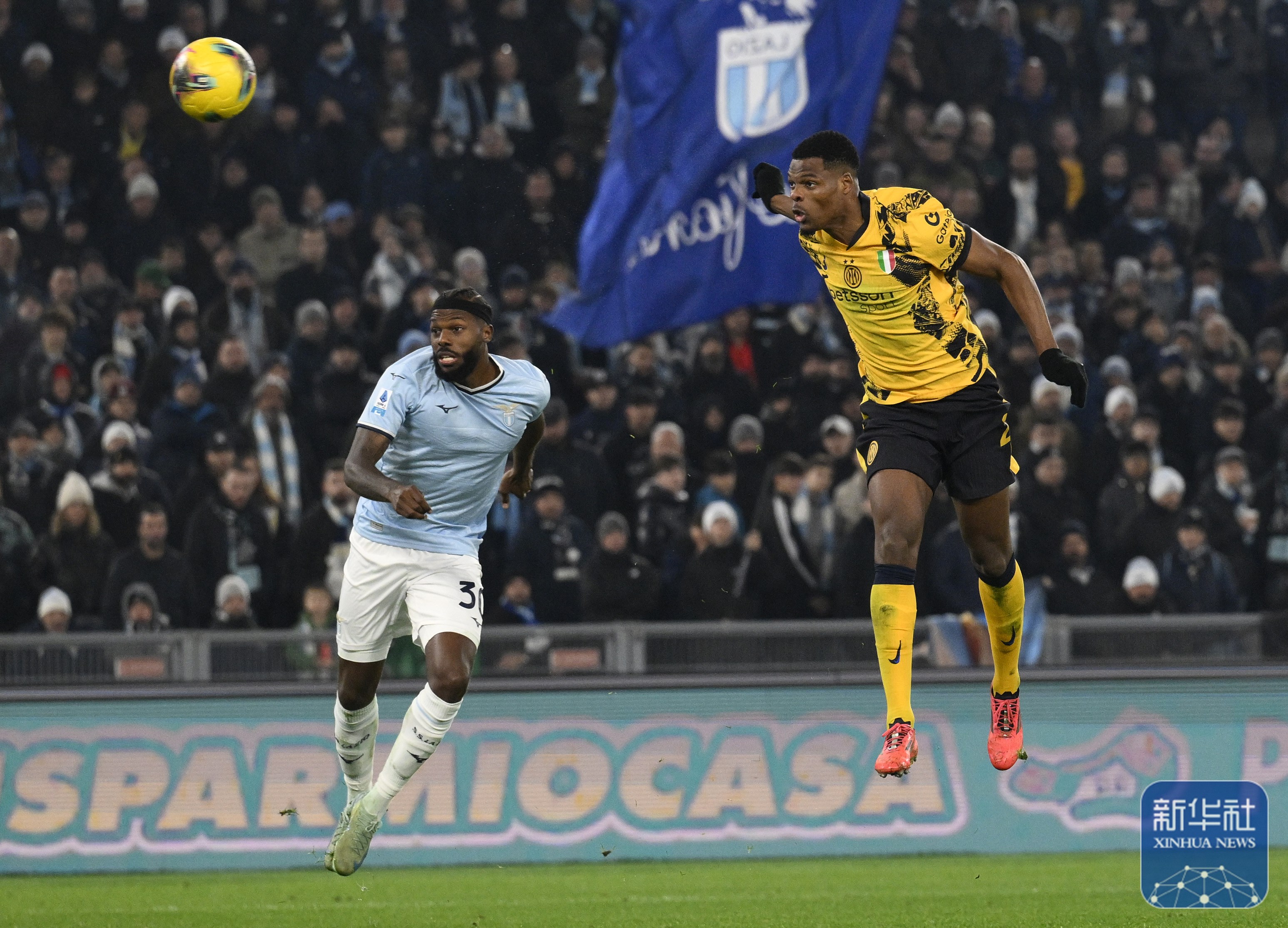 国际米兰险胜瑞典，阿什拉夫高光表现