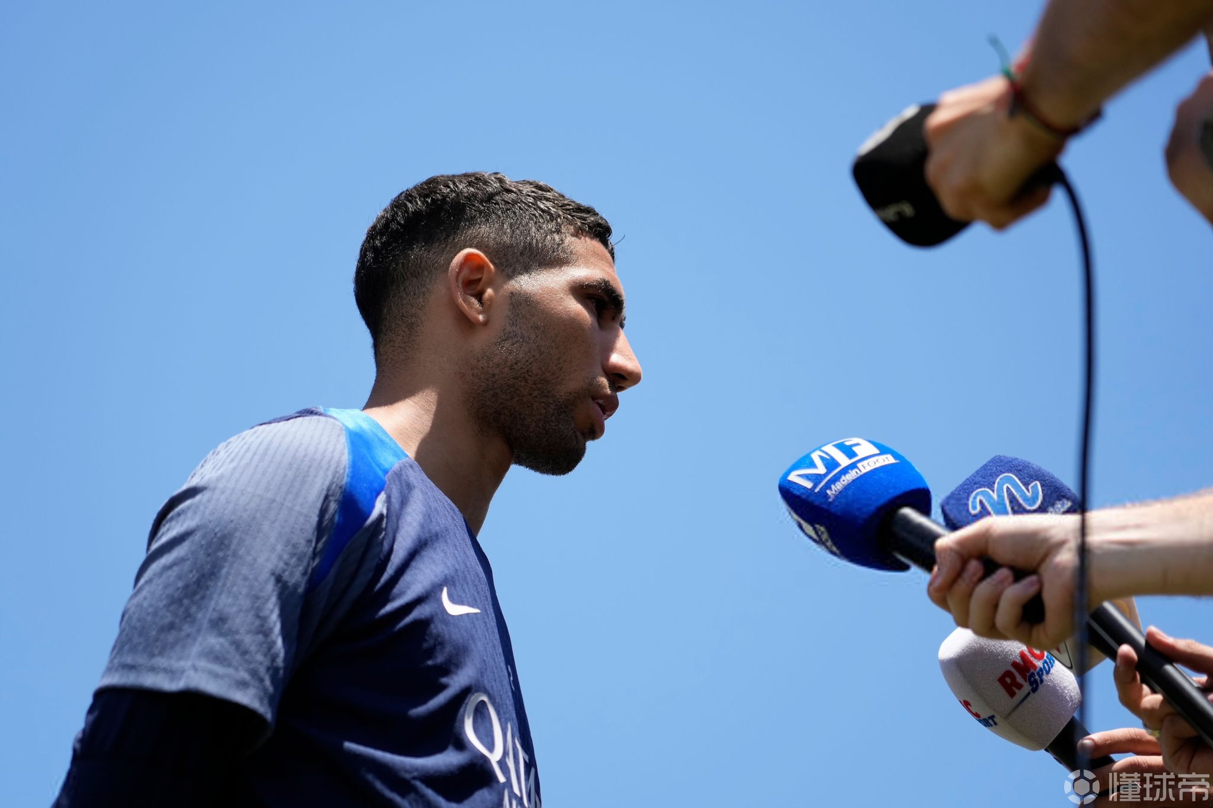 国际米兰险胜瑞典，阿什拉夫高光表现