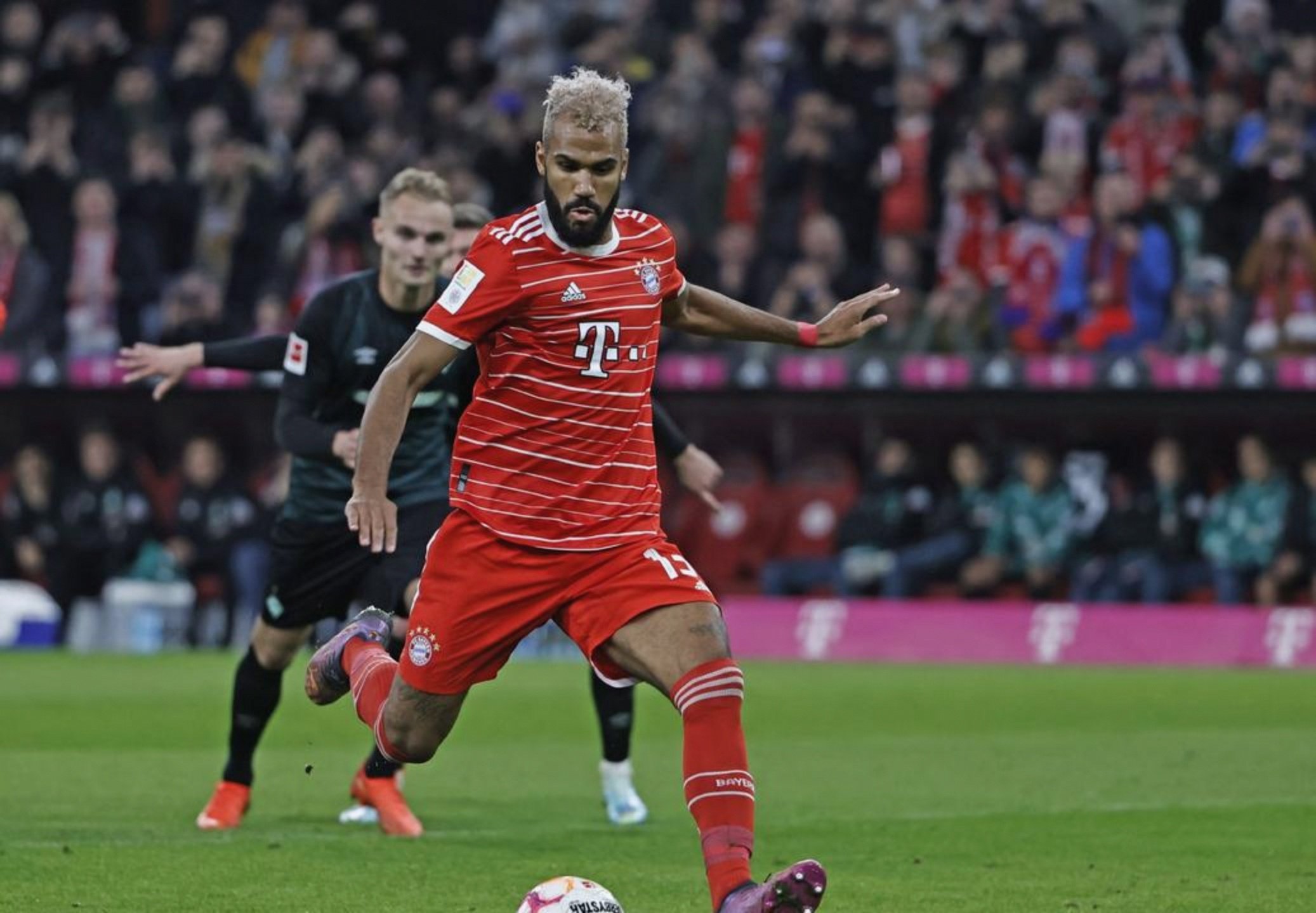 拜仁慕尼黑取得胜利，延续不败纪录