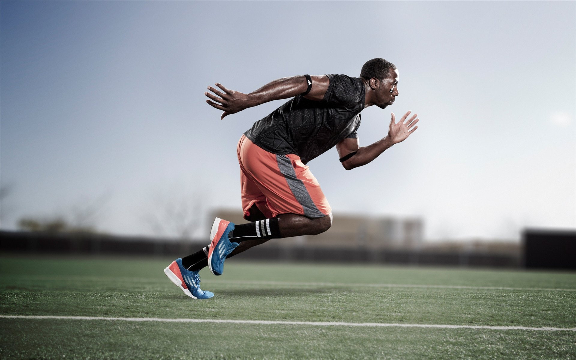 跨界奇迹，委内瑞拉棒球横扫利物浦，莱奥在F1街道赛的接管时刻