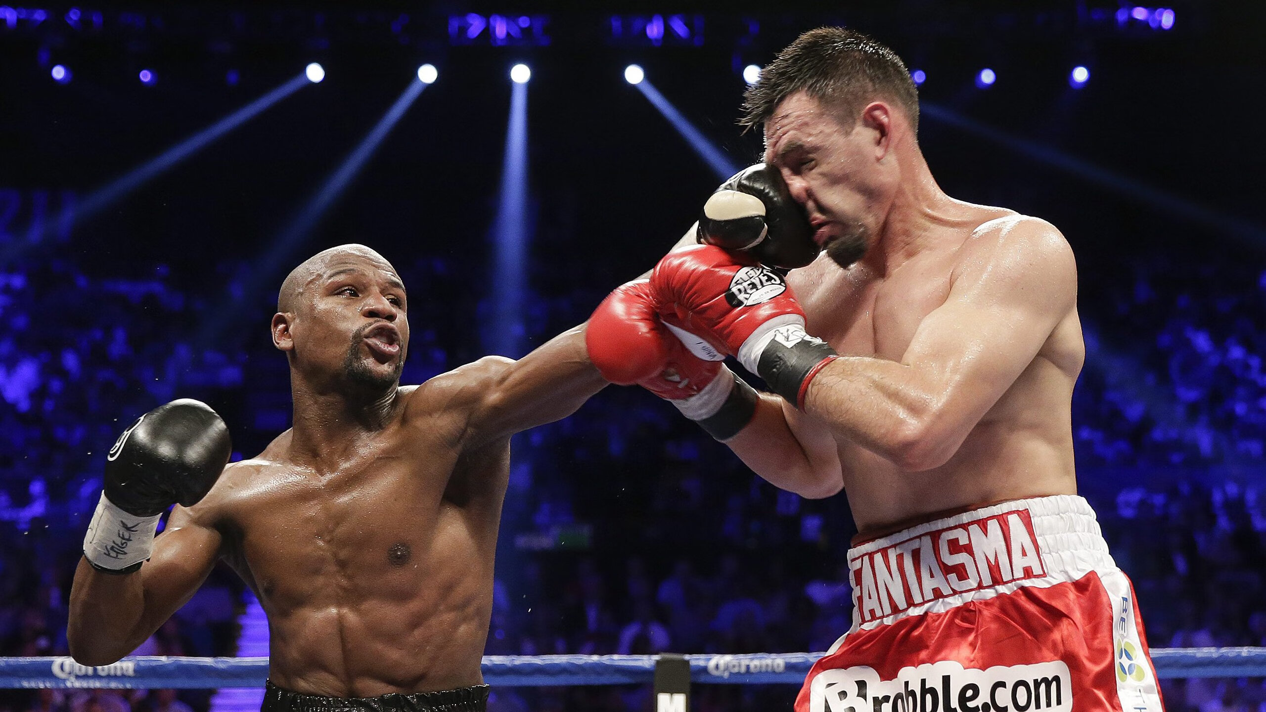 李梓嘉状态火热领衔，马来西亚队完胜丹麦队书写羽坛新篇章