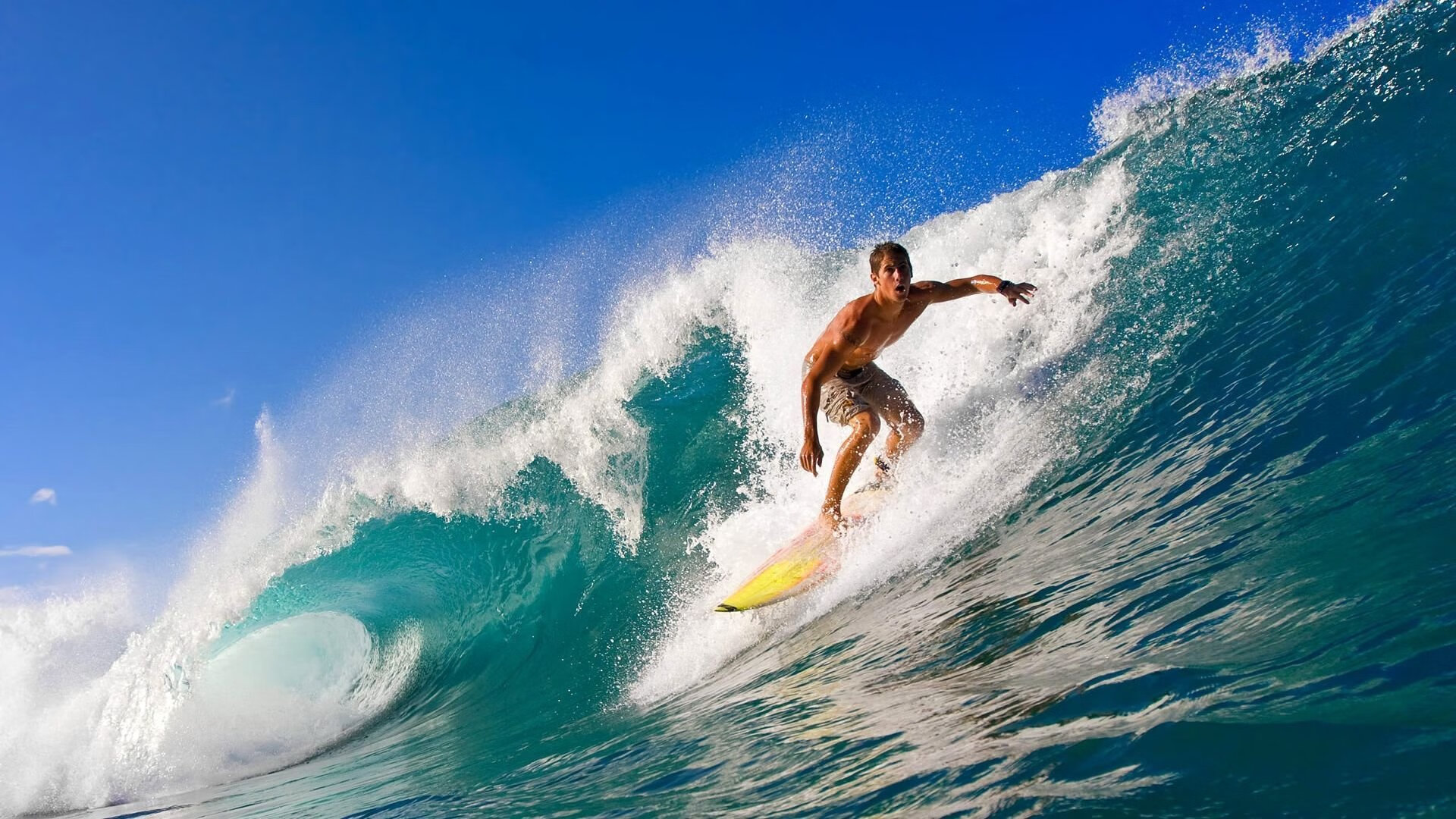 熊猫直播平台-当梅西在德甲接管争冠战，墨西哥为何封锁加拿大？跨界事件背后的全球叙事巧合